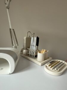 Clean nail salon built on real care. 5 3357784bcb6698f856b7f12babfbe84d